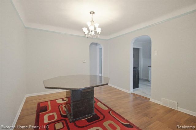 7569 Westminster Avenue, Warren, MI 48091