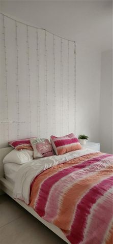 3870 E Hibiscus St, Weston, FL 33332