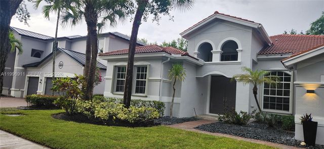 3870 E Hibiscus St, Weston, FL 33332