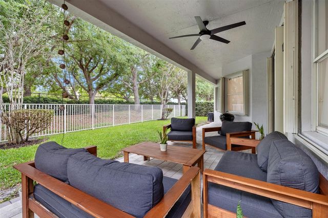 3870 E Hibiscus St, Weston, FL 33332