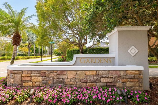 3870 E Hibiscus St, Weston, FL 33332