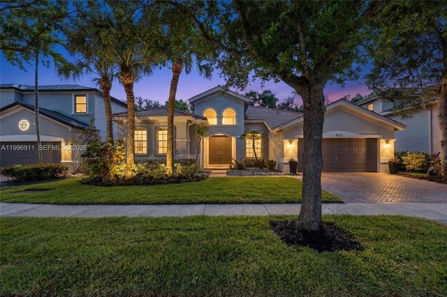 3870 E Hibiscus St, Weston, FL 33332