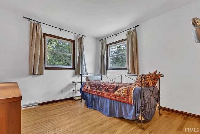 4425 E Cambridge Court, Bloomington, IN 47408