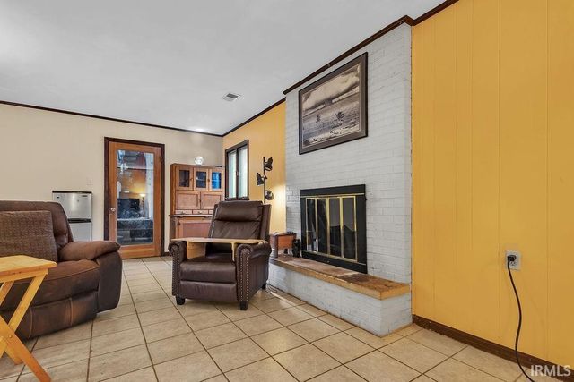4425 E Cambridge Court, Bloomington, IN 47408