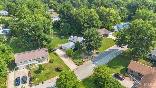 4425 E Cambridge Court, Bloomington, IN 47408