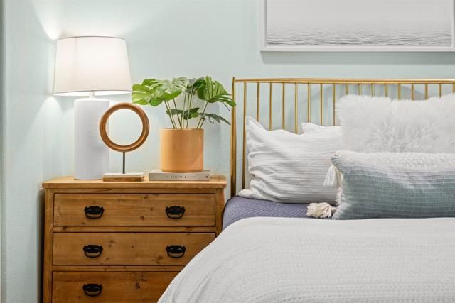 6008 Paseo Salinero Drive, Carlsbad, CA 92009