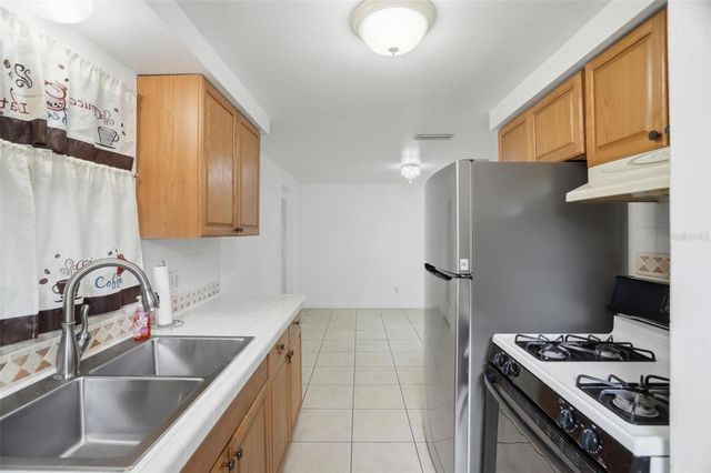 8855 53RD WAY N, Pinellas Park, FL 33782