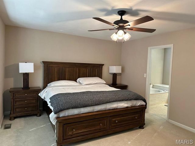 3071 Crystal Lake Drive, Unincorporated, MO 63129