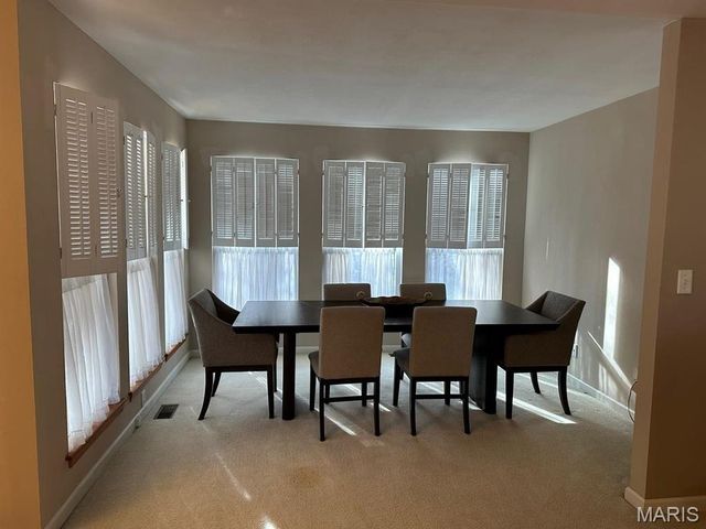 3071 Crystal Lake Drive, Unincorporated, MO 63129