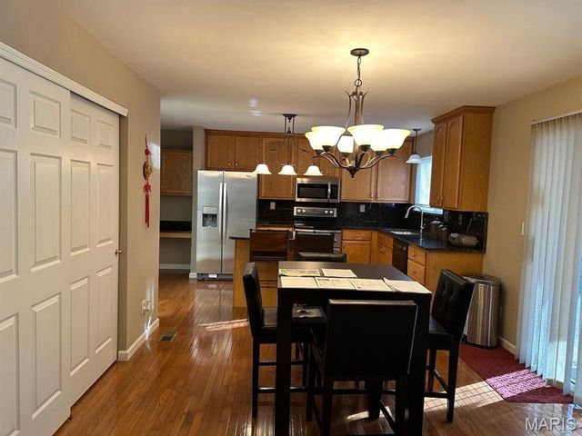 3071 Crystal Lake Drive, Unincorporated, MO 63129