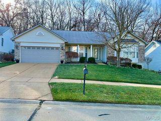3071 Crystal Lake Drive, Unincorporated, MO 63129