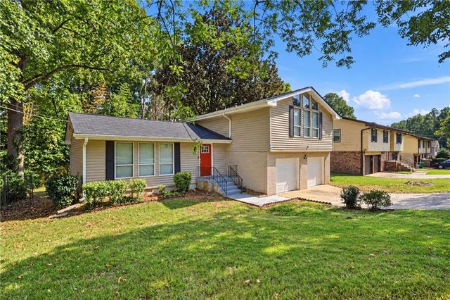 2290 Emerald Springs Drive, Decatur, GA 30035