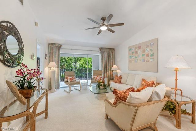 815 Gulf Pavilion DR 201, Naples, FL 34108