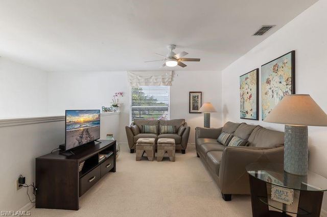 815 Gulf Pavilion DR 201, Naples, FL 34108