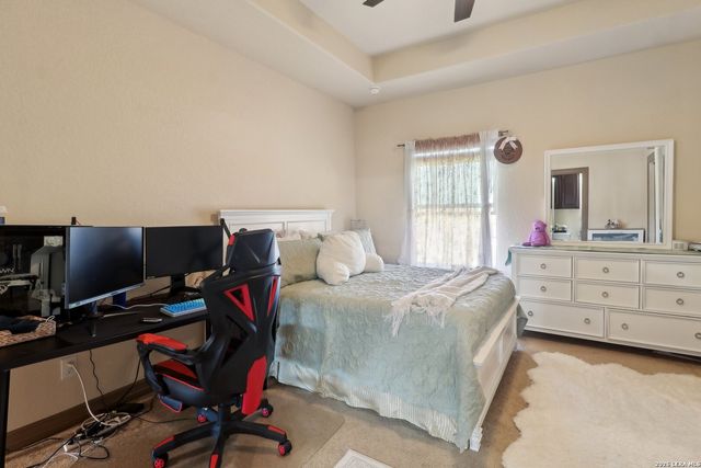 8811 Monarchy Row, San Antonio, TX 78255
