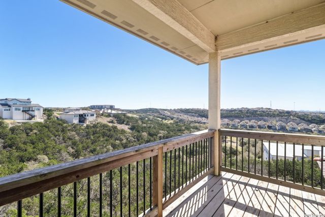 8811 Monarchy Row, San Antonio, TX 78255