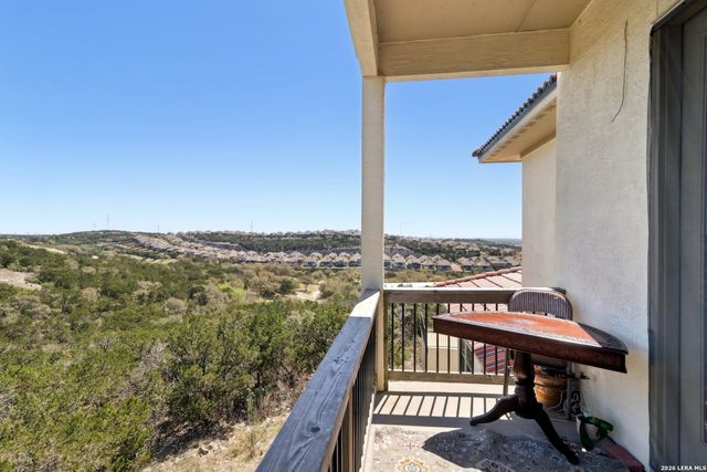 8811 Monarchy Row, San Antonio, TX 78255