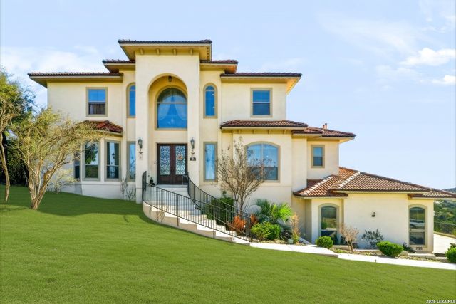 8811 Monarchy Row, San Antonio, TX 78255