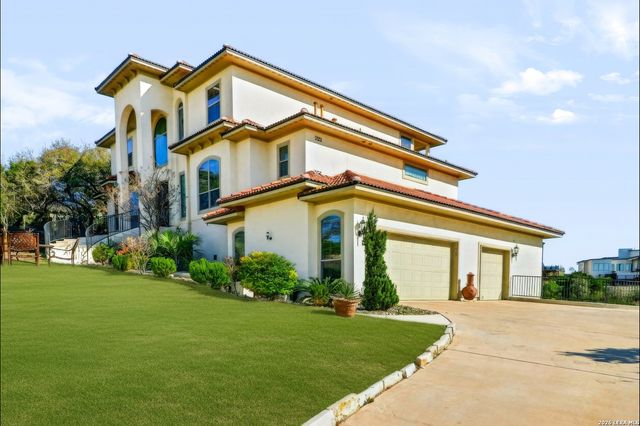 8811 Monarchy Row, San Antonio, TX 78255