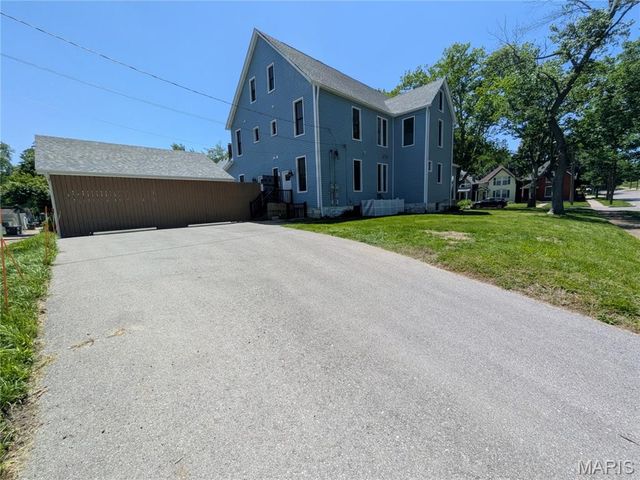 2206 Blendon Place, St Louis, MO 63143