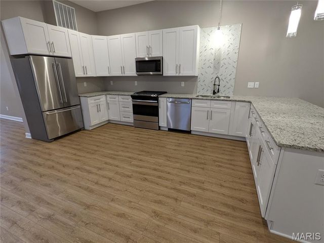 2206 Blendon Place, St Louis, MO 63143