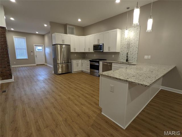 2206 Blendon Place, St Louis, MO 63143