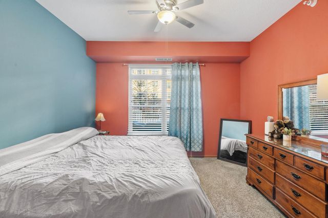 2550 38th Avenue NE 109, Saint Anthony, MN 55421