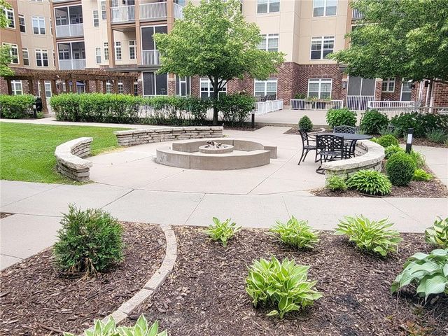 2550 38th Avenue NE 109, Saint Anthony, MN 55421