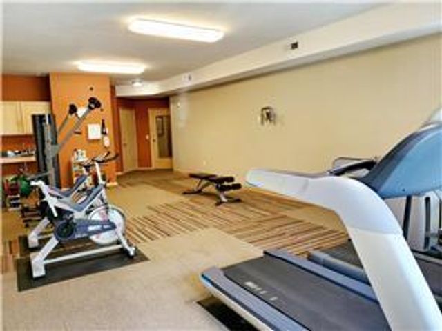 2550 38th Avenue NE 109, Saint Anthony, MN 55421