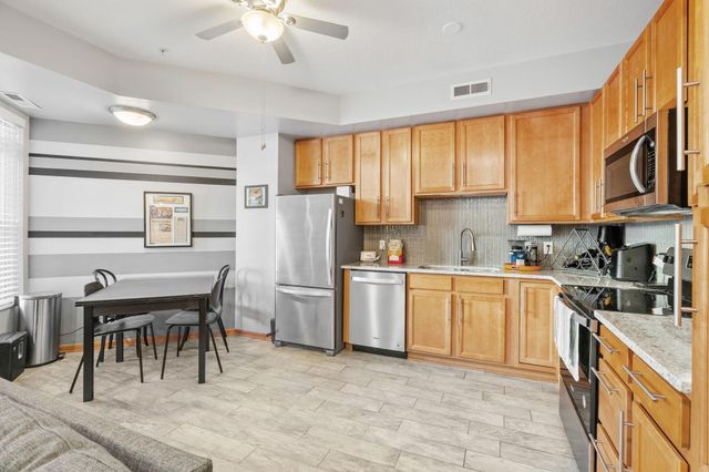 2550 38th Avenue NE 109, Saint Anthony, MN 55421