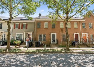 837 HR DR SE, Washington, DC 20032