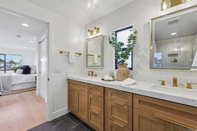 4064 Haines Street, San Diego, CA 92109