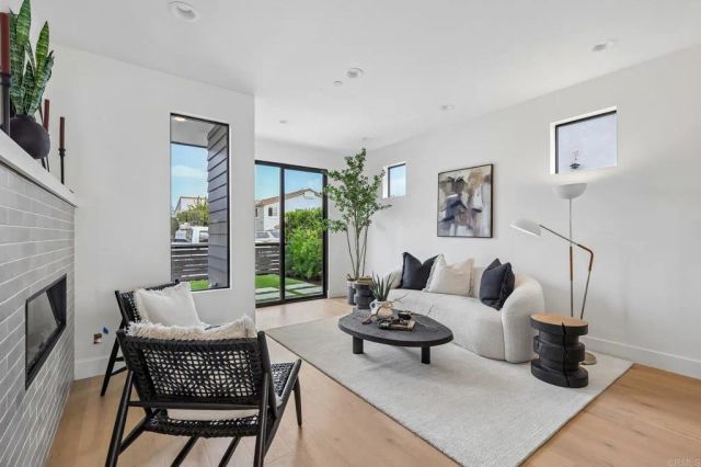 4064 Haines Street, San Diego, CA 92109