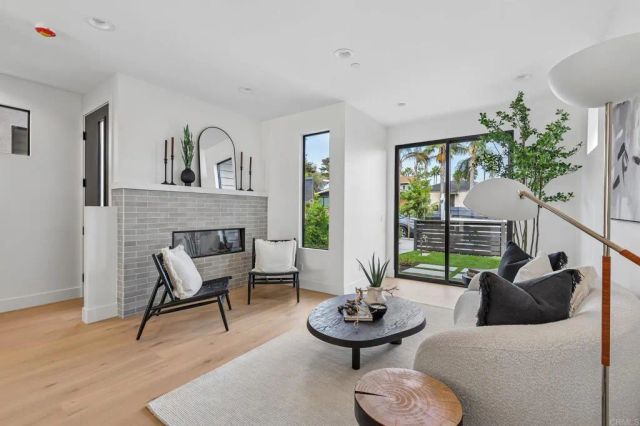 4064 Haines Street, San Diego, CA 92109