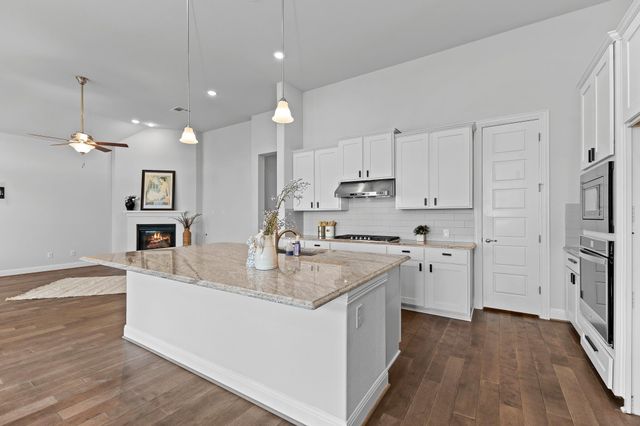 1721 Cotton Farm TRL, Leander, TX 78641