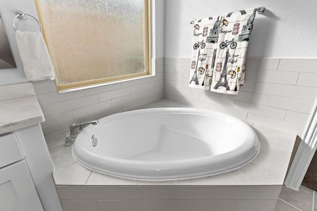 1721 Cotton Farm TRL, Leander, TX 78641