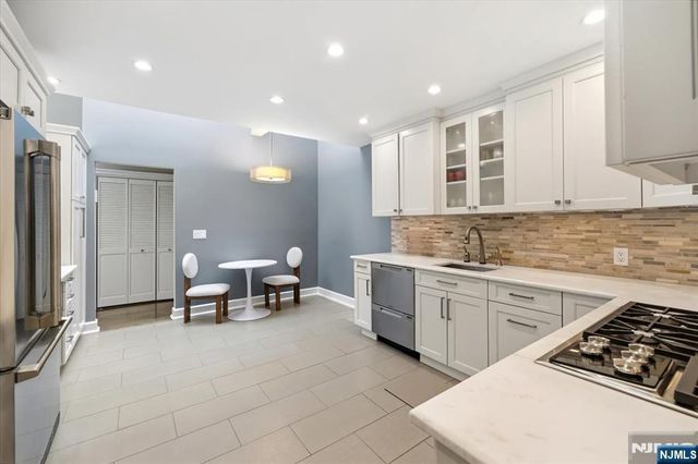 10 Old Quarry Road 6, Englewood, NJ 07631