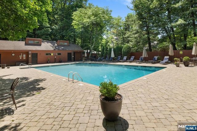 10 Old Quarry Road 6, Englewood, NJ 07631