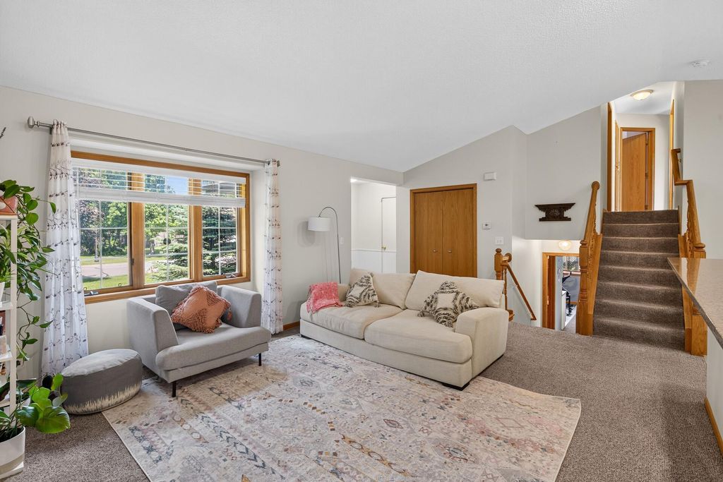 8725 Queens Gardens, Brooklyn Park, MN 55443 — photo 2