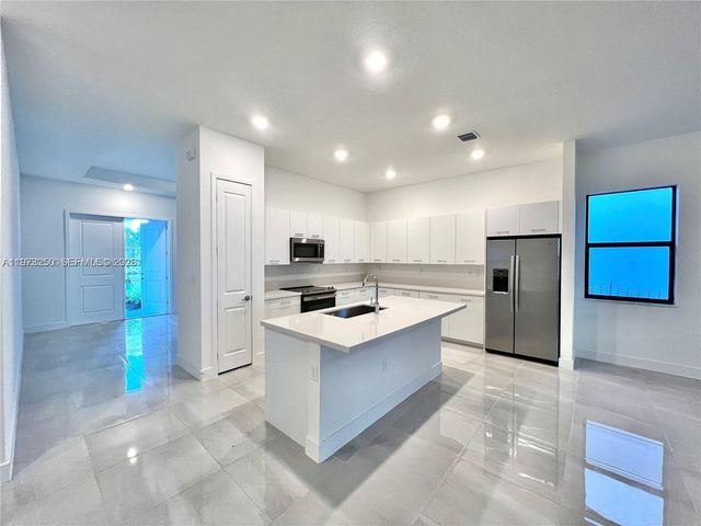 17324 SW 41st St 17324, Miramar, FL 33029