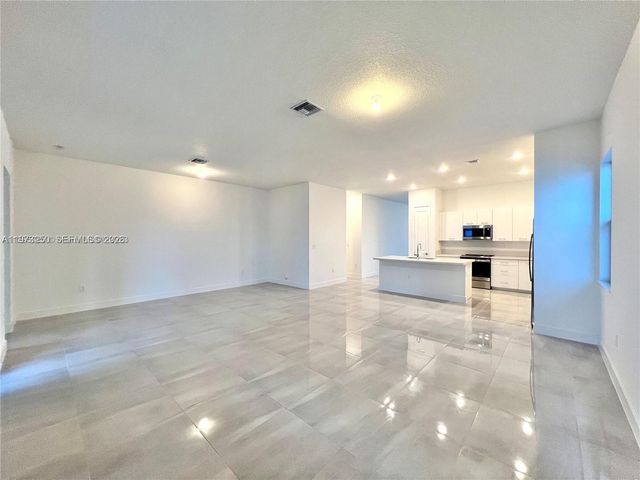 17324 SW 41st St 17324, Miramar, FL 33029