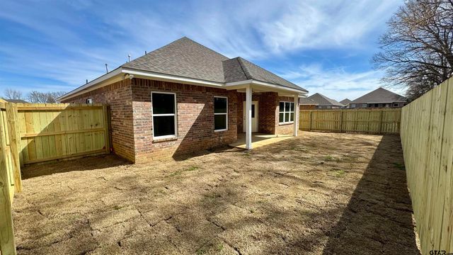 104 Zane Ln, Whitehouse, TX 75791
