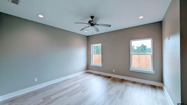 104 Zane Ln, Whitehouse, TX 75791