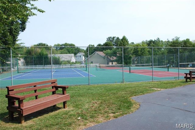 1333 Point Mariner Drive, Fenton, MO 63026