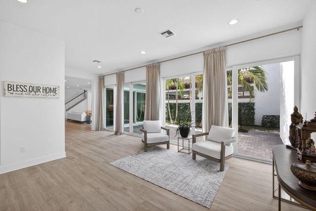 13400 Bernoulli Way, Palm Beach Gardens, FL 33418