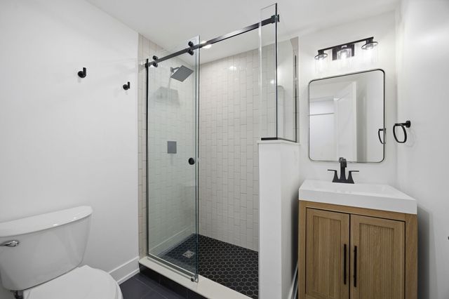 3608 W Wolfram Street, Chicago, IL 60618