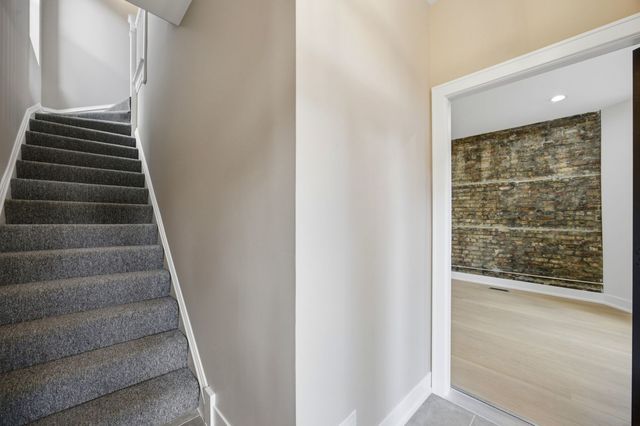 3608 W Wolfram Street, Chicago, IL 60618