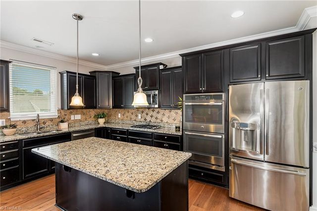 4422 Saddlewood Club Drive, High Point, NC 27265