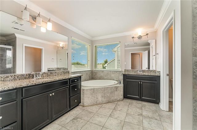 4422 Saddlewood Club Drive, High Point, NC 27265