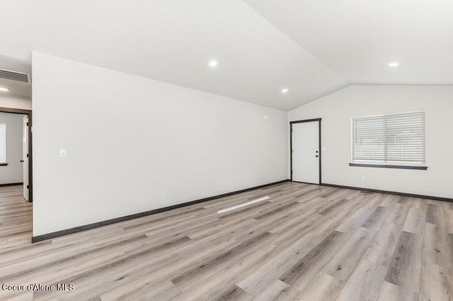 11781 N Railway Ave, Rathdrum, ID 83858